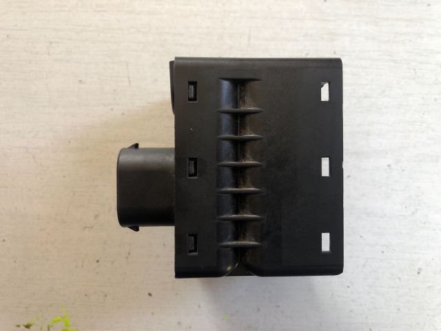 bontott RENAULT SCÉNIC III Motorvezérlő