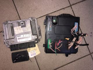 bontott RENAULT SCÉNIC III Motorvezérlő