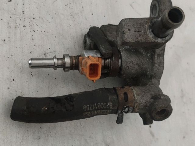 bontott RENAULT SCÉNIC III Porlasztó (1 db)