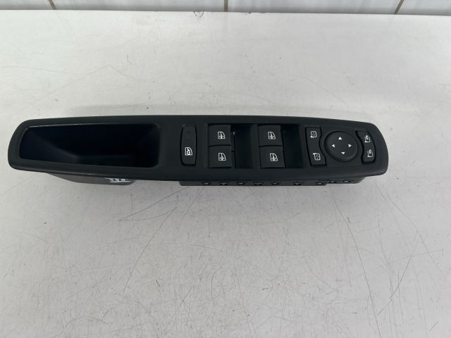 bontott RENAULT SCÉNIC III Ablakemelő Kapcsoló Négyes / Kettes