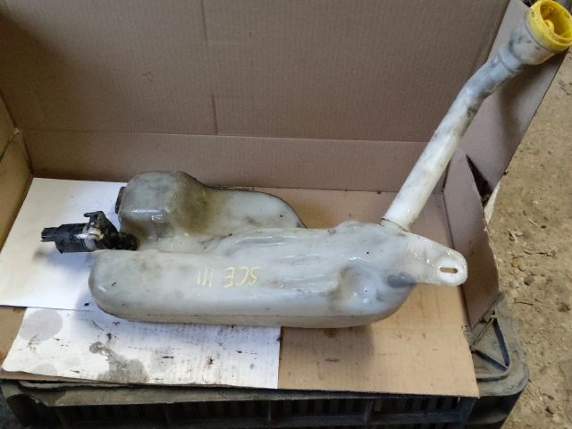 bontott RENAULT SCÉNIC III Ablakmosó Tartály