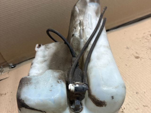 bontott RENAULT SCÉNIC III Ablakmosó Tartály