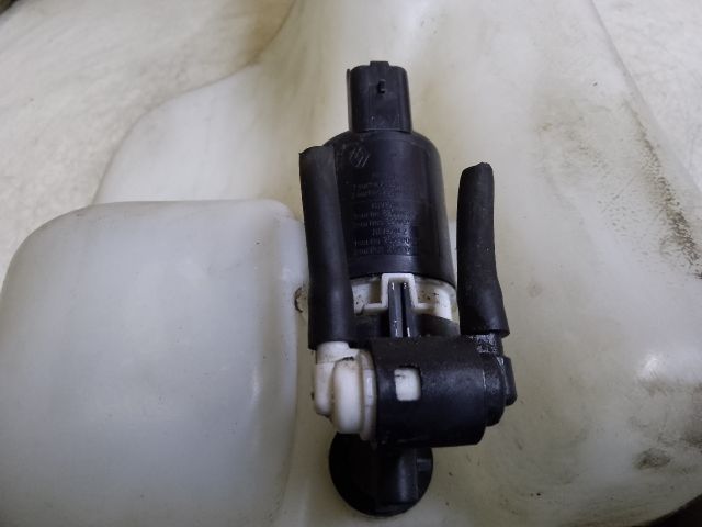 bontott RENAULT SCÉNIC III Ablakmosó Tartály