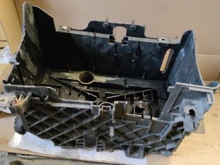 bontott RENAULT SCÉNIC III Akkumulátor Tartó