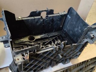 bontott RENAULT SCÉNIC III Akkumulátor Tartó