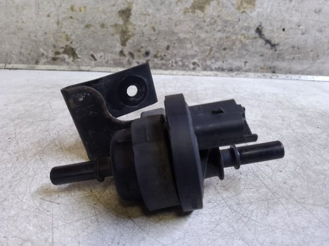 bontott RENAULT SCÉNIC III Aktív Szénszűrő Szelep