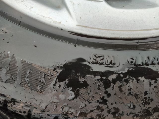 bontott RENAULT SCÉNIC III Alufelni Szett Gumival