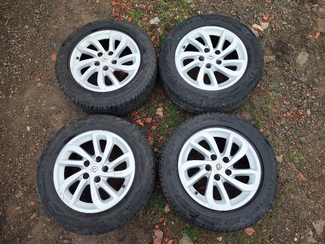 bontott RENAULT SCÉNIC III Alufelni Szett Gumival