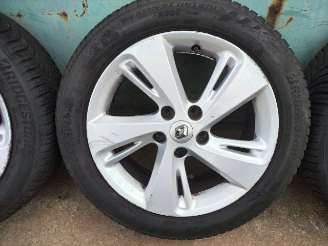 bontott RENAULT SCÉNIC III Alufelni Szett Gumival