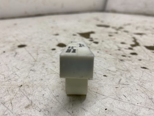 bontott RENAULT SCÉNIC III Antenna Erősítő