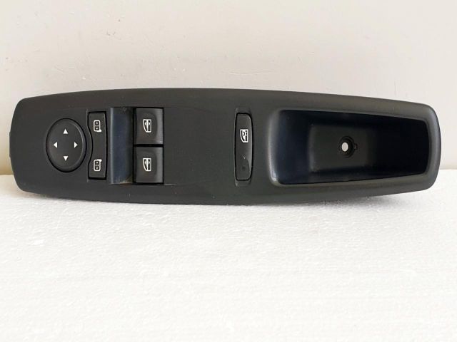 bontott RENAULT SCÉNIC III Bal első Ablakemelő Kapcsoló