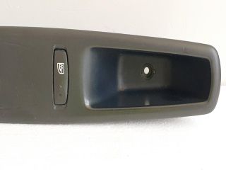 bontott RENAULT SCÉNIC III Bal első Ablakemelő Kapcsoló