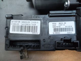 bontott RENAULT SCÉNIC III Bal első Ablakemelő Motor