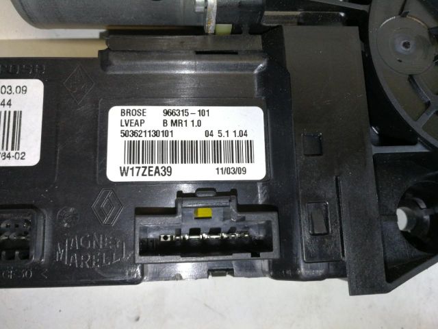 bontott RENAULT SCÉNIC III Bal első Ablakemelő Motor