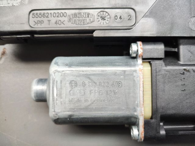 bontott RENAULT SCÉNIC III Bal első Ablakemelő Motor