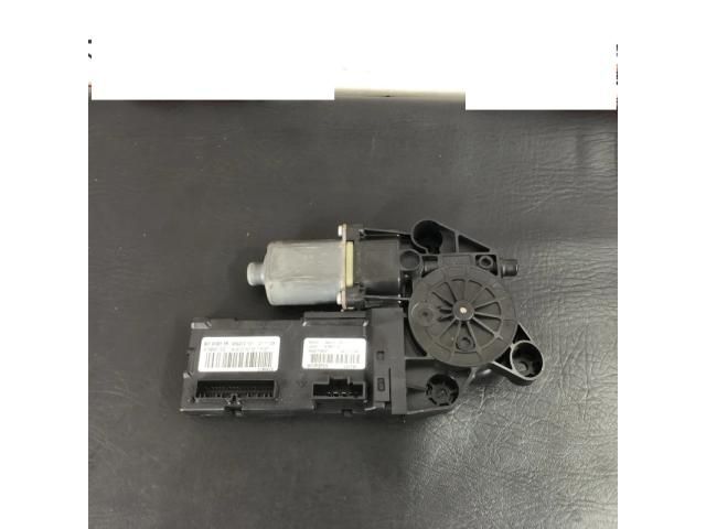 bontott RENAULT SCÉNIC III Bal első Ablakemelő Motor