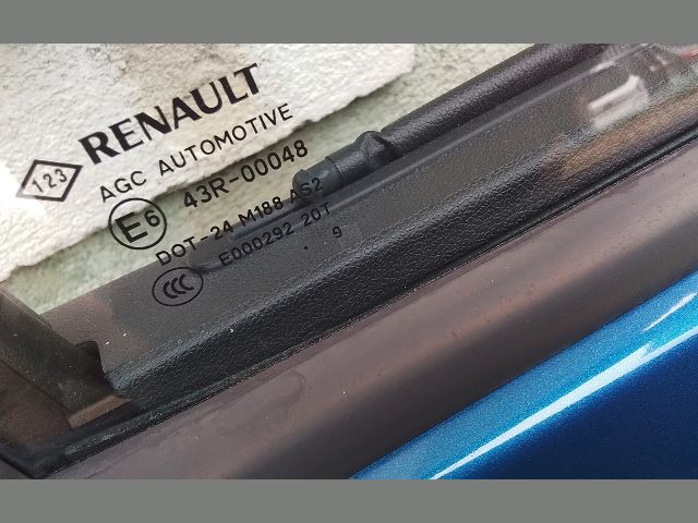 bontott RENAULT SCÉNIC III Bal első Ablakemelő Szerkezet (Elektromos)