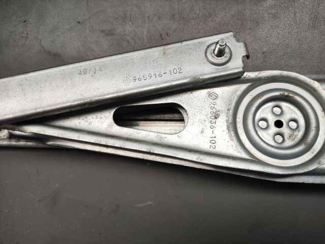 bontott RENAULT SCÉNIC III Bal első Ablakemelő Szerkezet (Elektromos)