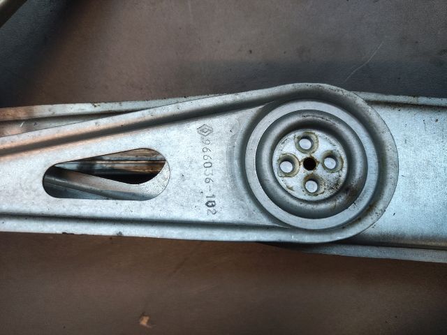 bontott RENAULT SCÉNIC III Bal első Ablakemelő Szerkezet (Elektromos)