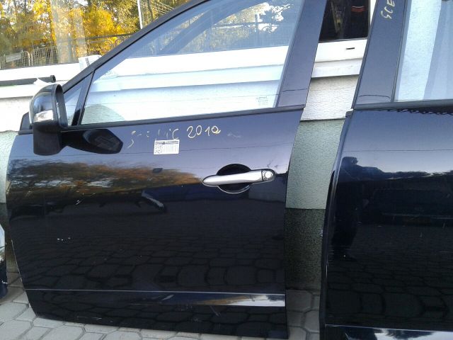 bontott RENAULT SCÉNIC III Bal első Ajtó Kárpit