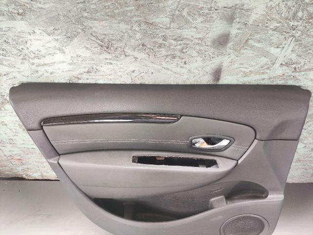 bontott RENAULT SCÉNIC III Bal első Ajtó Kárpit