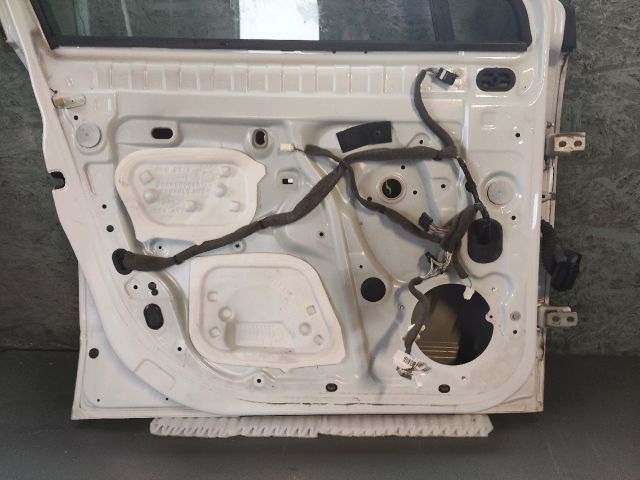 bontott RENAULT SCÉNIC III Bal első Ajtó (Üres lemez)