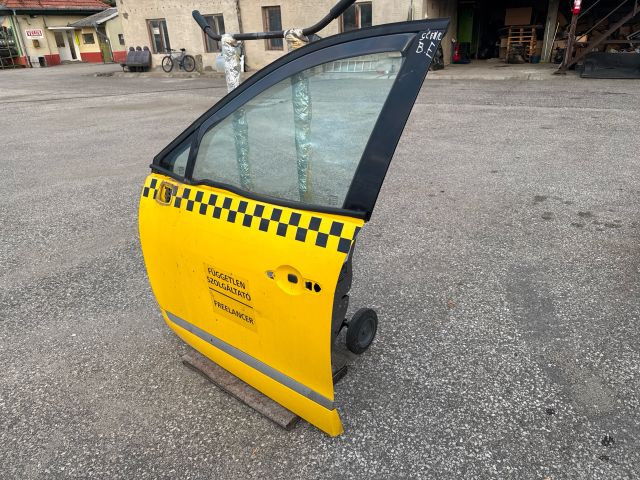 bontott RENAULT SCÉNIC III Bal első Ajtó (Üres lemez)