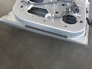 bontott RENAULT SCÉNIC III Bal első Ajtó (Üres lemez)