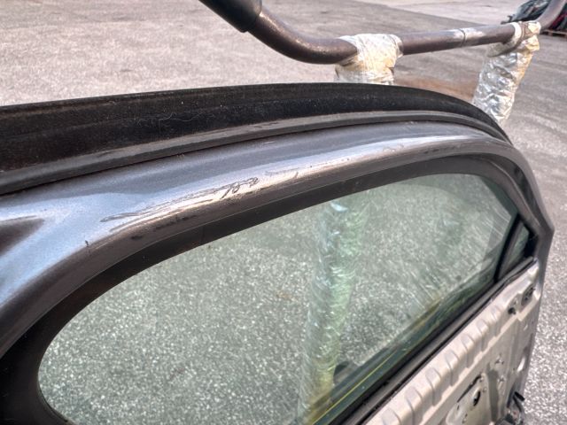 bontott RENAULT SCÉNIC III Bal első Ajtó (Üres lemez)