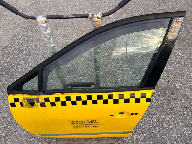 bontott RENAULT SCÉNIC III Bal első Ajtó (Üres lemez)