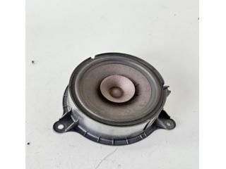 bontott RENAULT SCÉNIC III Bal első Hangszóró