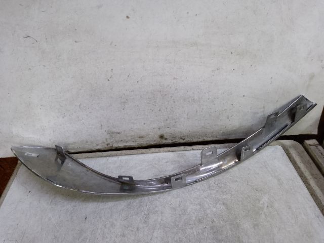 bontott RENAULT SCÉNIC III Bal első Lökhárító Díszléc