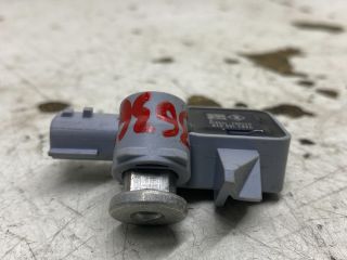 bontott RENAULT SCÉNIC III Bal első Oldal Ütközés Érzékelő