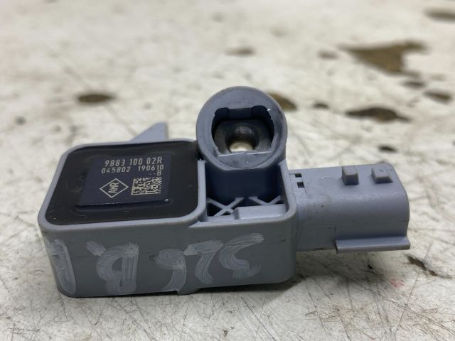 bontott RENAULT SCÉNIC III Bal első Oldal Ütközés Érzékelő