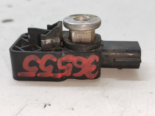 bontott RENAULT SCÉNIC III Bal első Oldal Ütközés Érzékelő