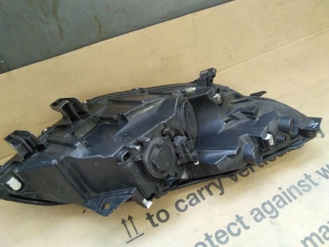 bontott RENAULT SCÉNIC III Bal Fényszóró