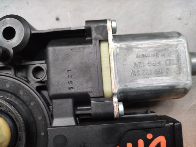 bontott RENAULT SCÉNIC III Bal hátsó Ablakemelő Motor