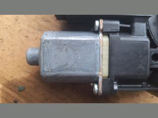 bontott RENAULT SCÉNIC III Bal hátsó Ablakemelő Motor