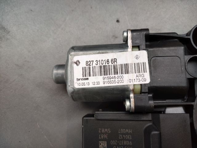 bontott RENAULT SCÉNIC III Bal hátsó Ablakemelő Motor