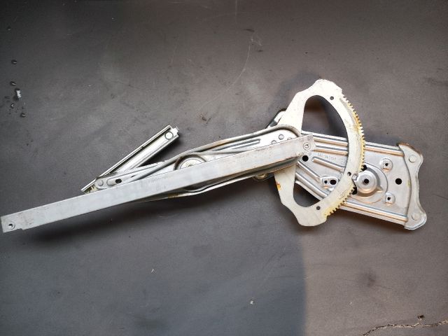 bontott RENAULT SCÉNIC III Bal hátsó Ablakemelő Szerkezet (Elektromos)