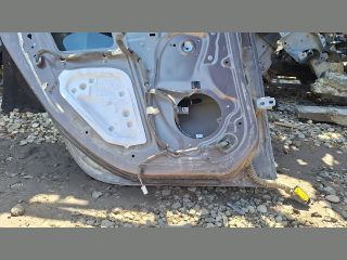 bontott RENAULT SCÉNIC III Bal hátsó Ajtó (Üres lemez)