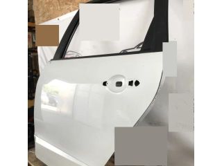 bontott RENAULT SCÉNIC III Bal hátsó Ajtó (Üres lemez)