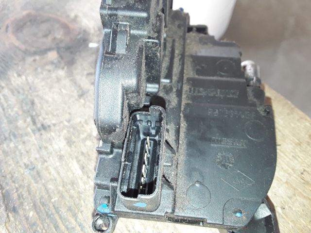 bontott RENAULT SCÉNIC III Bal hátsó Ajtózár