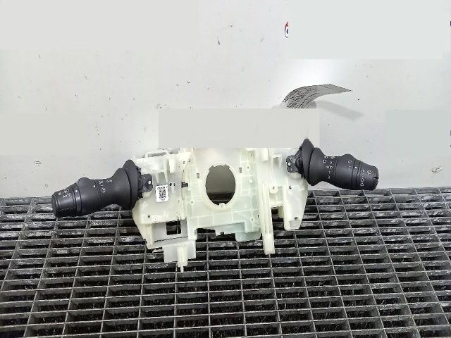 bontott RENAULT SCÉNIC III Bal Kormánykapcsoló Irányjelző