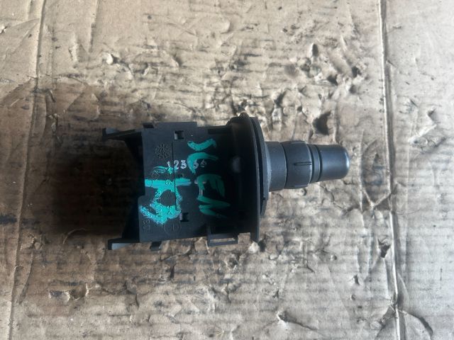 bontott RENAULT SCÉNIC III Bal Kormánykapcsoló Irányjelző