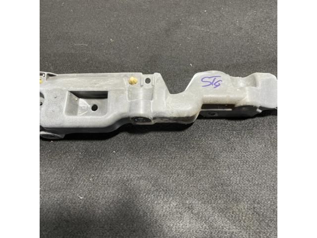 bontott RENAULT SCÉNIC III Bal Sárvédő Oldaltartó