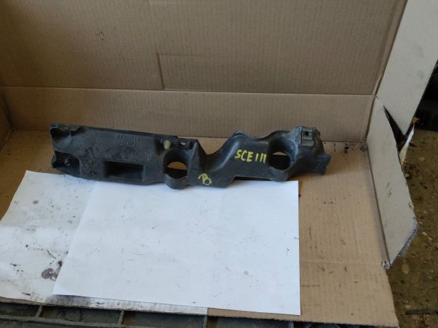 bontott RENAULT SCÉNIC III Bal Sárvédő Oldaltartó