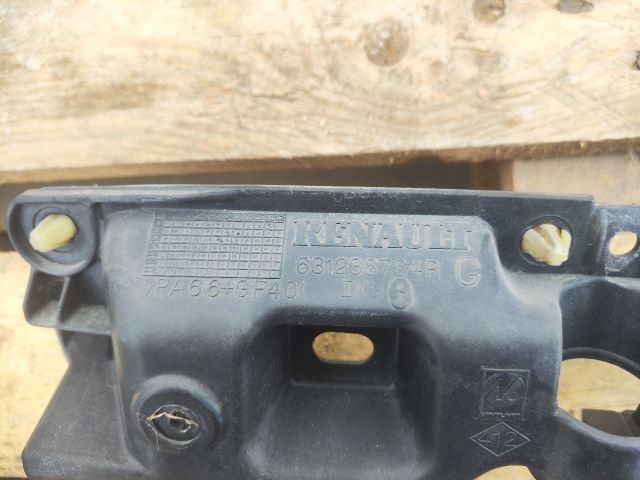 bontott RENAULT SCÉNIC III Bal Sárvédő Oldaltartó