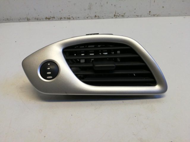 bontott RENAULT SCÉNIC III Bal Szellőző