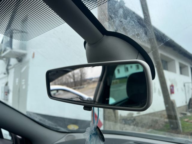 bontott RENAULT SCÉNIC III Csomagtérajtó Kárpit